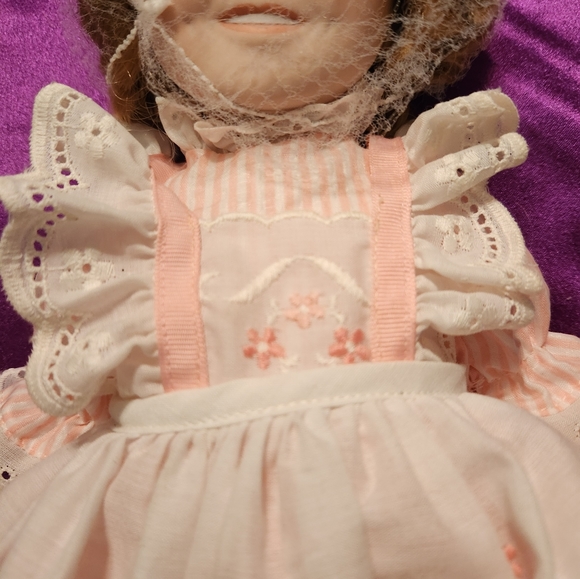 Shirley Temple porcelain doll (Ltd Ed - Numbered) - Picture 7 of 12